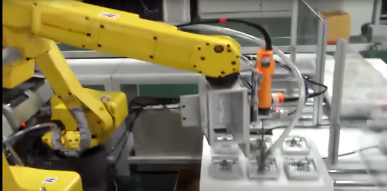 六轴机器人自动锁螺丝机