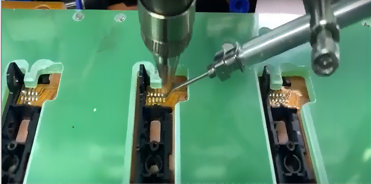 桌面式双平台自动焊锡机
